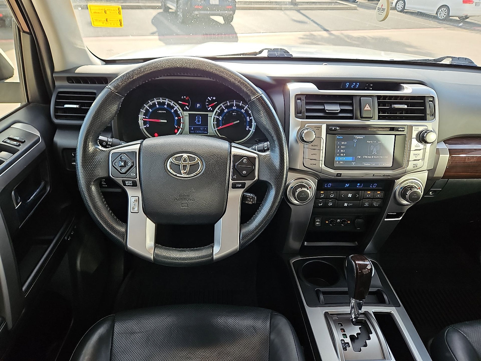 Used 2015 Toyota 4Runner Limited AWD/4WD image 14
