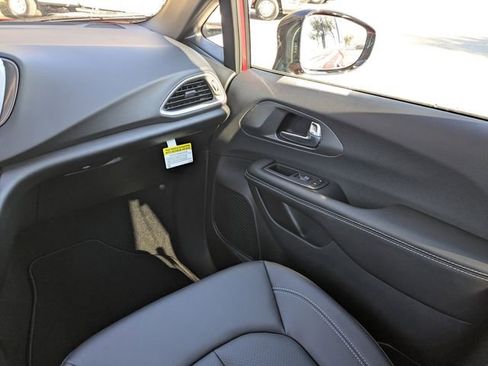 New 2026 Chrysler Voyager LX FWD image 17