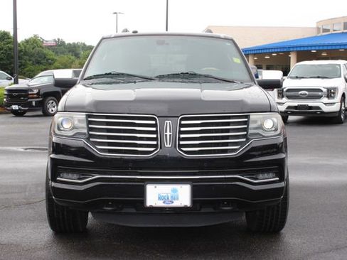 Used 2016 Lincoln Navigator L Select RWD image 24