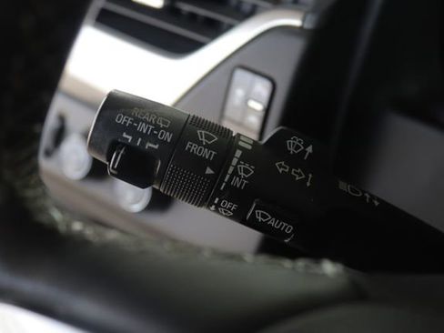 Used 2016 Chevrolet Tahoe LT w/ Luxury Package image 13