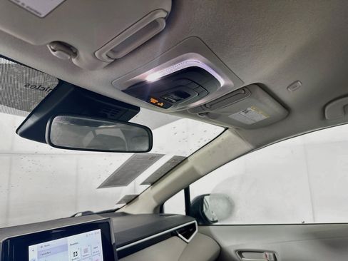 Used 2023 Toyota Corolla LE FWD image 18