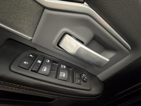 Used 2022 RAM 2500 Big Horn AWD/4WD image 19