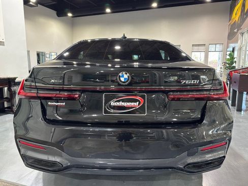 Used 2020 BMW 750i xDrive w/ Executive Package image 7
