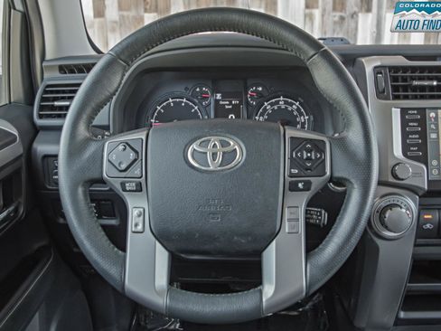 Used 2020 Toyota 4Runner SR5 Premium AWD/4WD image 13
