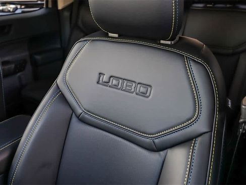 New 2026 Ford Maverick Lobo image 25