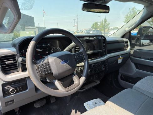 Used 2023 Ford F250 XLT w/ FX4 Off-Road Package AWD/4WD image 8