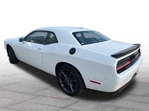 Used 2022 Dodge Challenger GT w/ Plus Package image 4