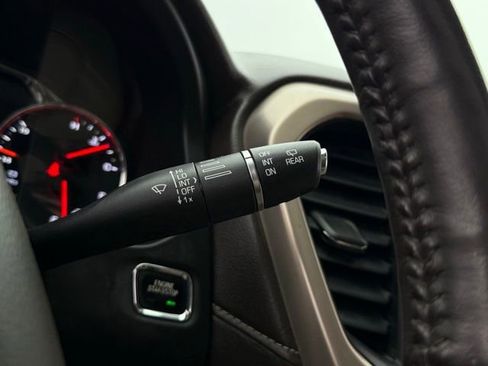 Used 2017 GMC Acadia Denali w/ Technology Package image 13