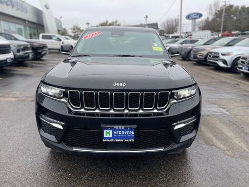 Used 2023 Jeep Grand Cherokee Limited AWD/4WD image 9