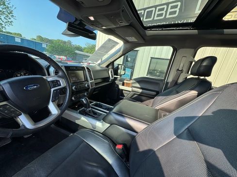 Used 2015 Ford F150 Lariat w/ Equipment Group 502A Luxury AWD/4WD image 13