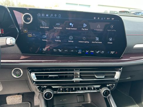 New 2026 Chevrolet Traverse RS FWD image 8