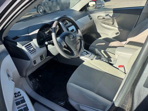 Used 2013 Toyota Corolla L image 11