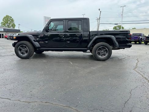 Used 2023 Jeep Gladiator Rubicon w/ LED Lighting Group AWD/4WD image 6