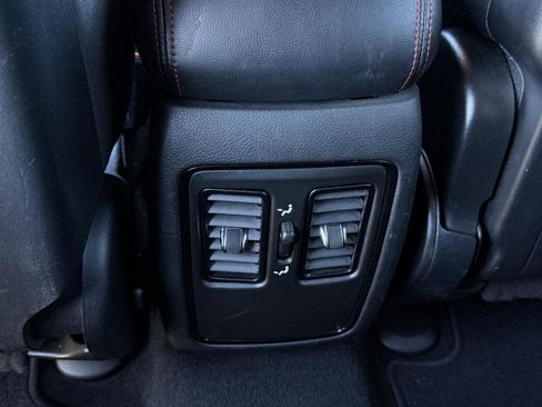 Used 2023 Dodge Durango GT AWD/4WD image 7