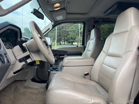 Used 2008 Ford F350 Lariat AWD/4WD image 9