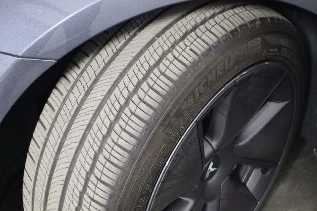Used 2023 Tesla Model 3 Standard Range RWD image 41
