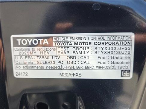 Used 2025 Toyota Prius LE FWD image 23