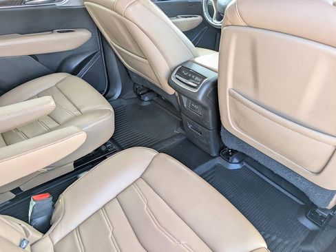 Certified 2024 Cadillac XT6 Sport w/ Platinum Package image 18