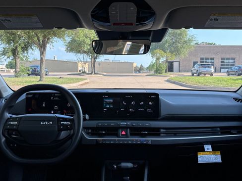 Used 2025 Kia K4 FWD image 35