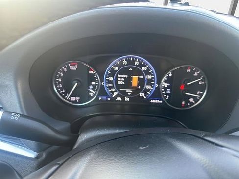 Used 2023 Buick Enclave Premium image 24