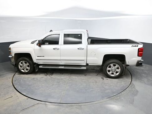 Used 2019 Chevrolet Silverado 2500 LTZ w/ LTZ Plus Package AWD/4WD image 30
