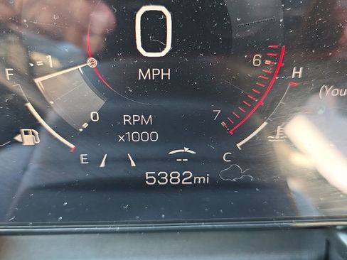 Used 2026 GMC Terrain Denali image 2