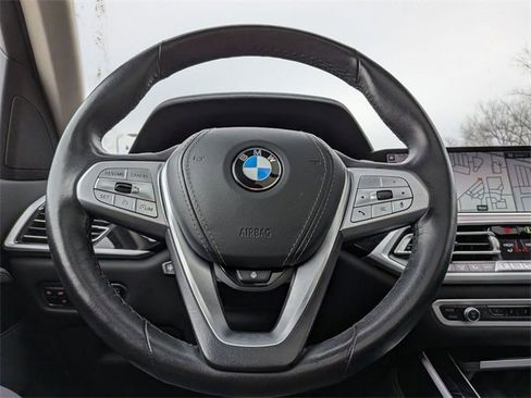 Used 2021 BMW X7 xDrive40i w/ Cold Weather Package image 18