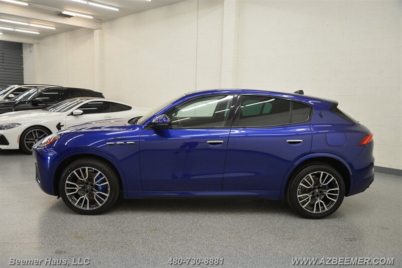 Used 2023 Maserati Grecale Modena AWD/4WD image 3