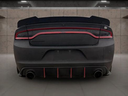 Used 2018 Dodge Charger R/T w/ Plus Group image 12