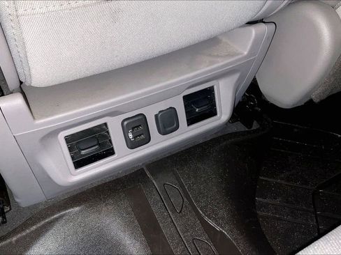 Used 2019 Chevrolet Silverado 1500 LT w/ All-Star Edition RWD image 31