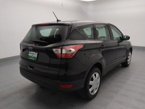 Used 2018 Ford Escape S image 9