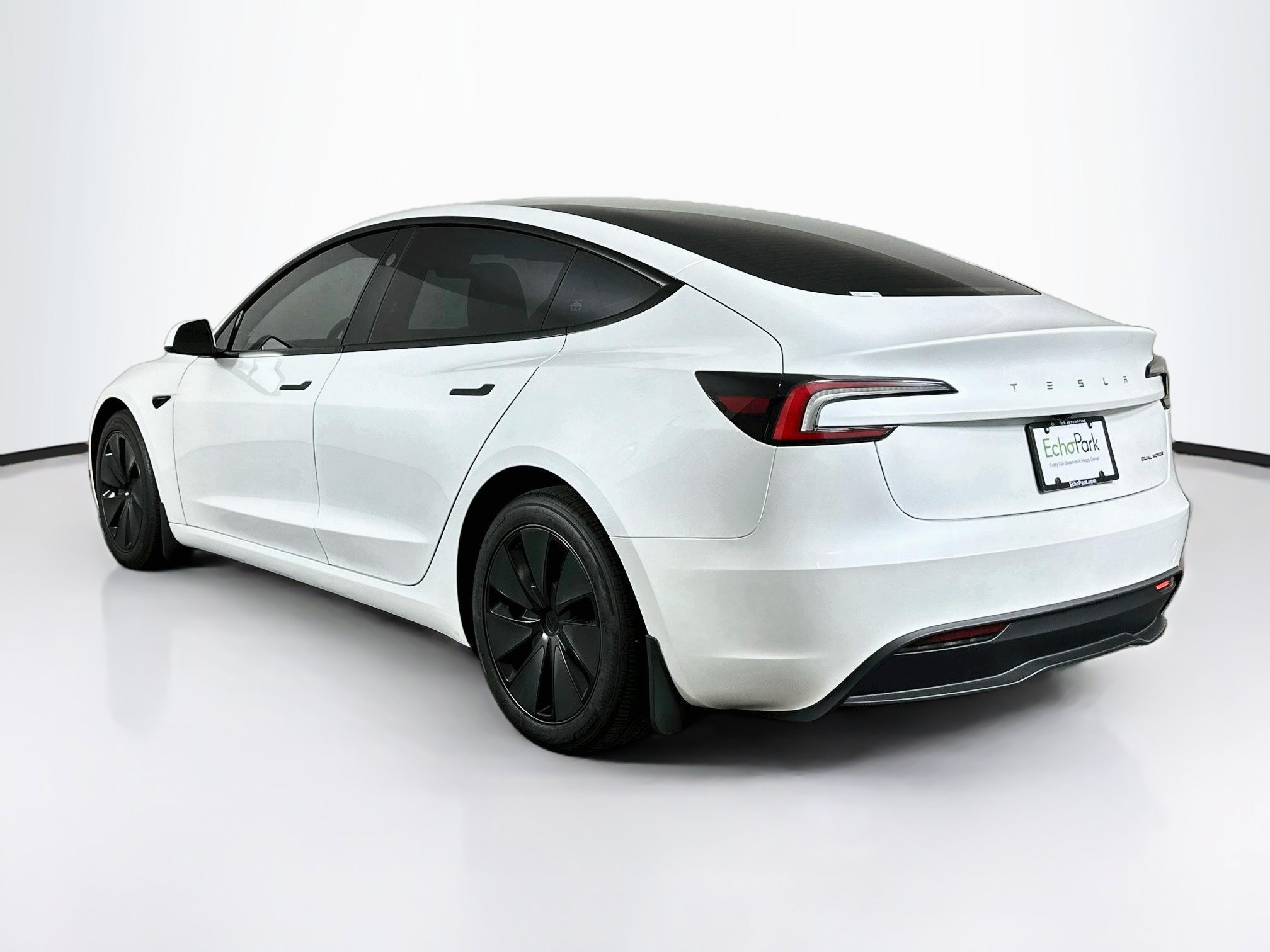 Used 2025 Tesla Model 3 Long Range AWD/4WD image 5