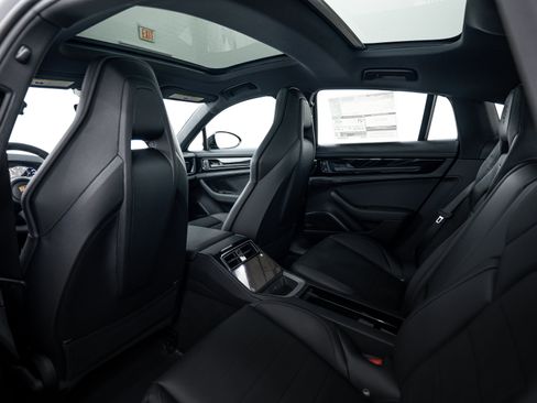 New 2026 Porsche Panamera 4 image 22