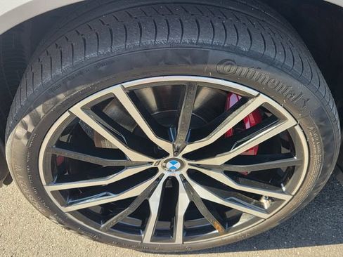 Used 2024 BMW X5 M60i w/ Climate Comfort Package AWD/4WD image 11