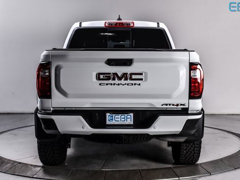 Used 2024 GMC Canyon AT4X image 5