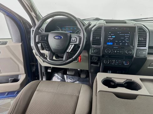 Used 2016 Ford F150 XLT w/ Equipment Group 302A Luxury image 22