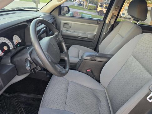 Used 2008 Dodge Dakota SXT image 14