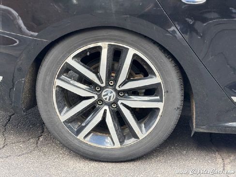 Used 2013 Volkswagen Passat TDI SEL Premium image 42