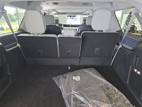 New 2025 Lincoln Navigator L Black Label w/ Black Label Special Edition image 23