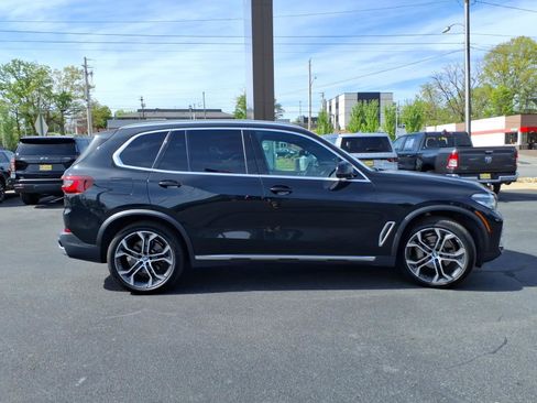 Used 2021 BMW X5 xDrive40i w/ Premium Package 2 AWD/4WD image 5