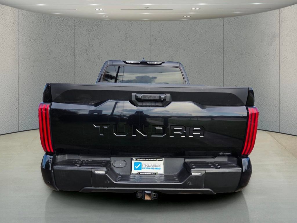 Used 2022 Toyota Tundra SR5 w/ SR5 Premium Package RWD image 4