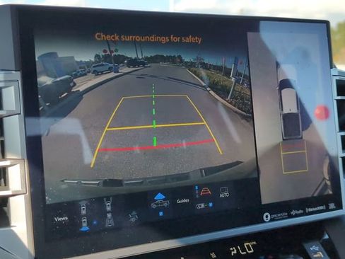 Used 2022 Toyota Tundra Platinum image 18