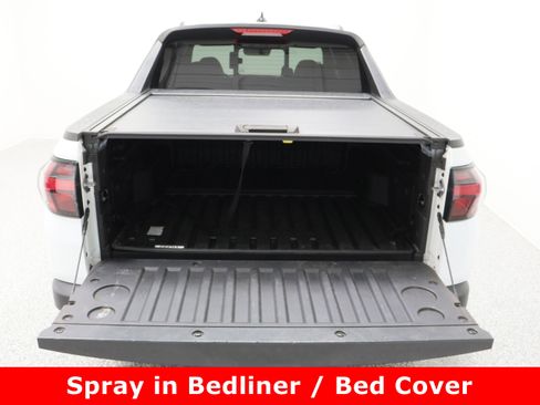 Used 2022 Hyundai Santa Cruz SEL Premium image 32