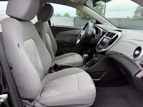 Used 2020 Chevrolet Sonic LT FWD image 18