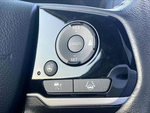 Used 2023 Honda Odyssey Elite image 25