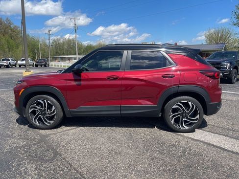 Used 2024 Chevrolet TrailBlazer RS w/ Convenience Package FWD image 3