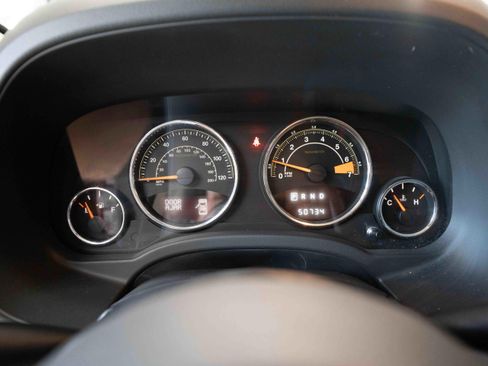 Used 2014 Jeep Patriot Limited FWD image 16
