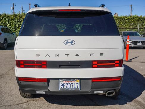 Used 2025 Hyundai Santa Fe SEL image 7