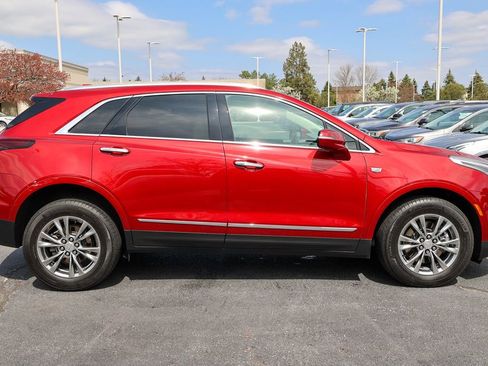 Used 2021 Cadillac XT5 Premium Luxury w/ LPO, Floor Liner Package image 27