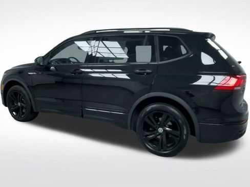 Used 2024 Volkswagen Tiguan SE R-Line image 22